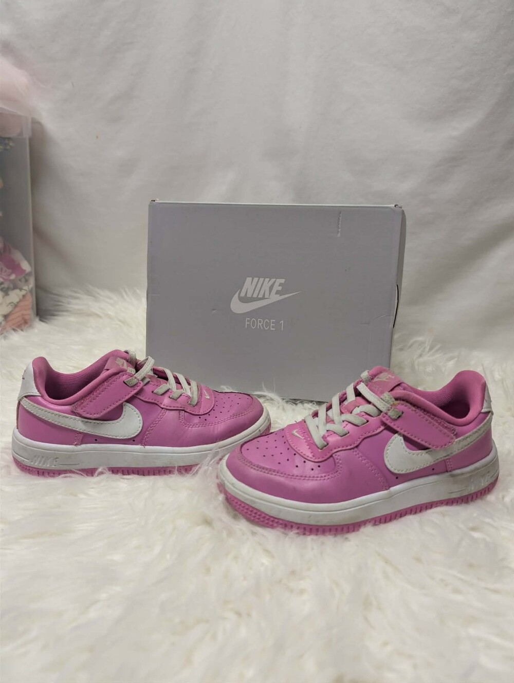 Nike Pink and White Kids Low-Top Sneakers Air Force 1's Pink And White